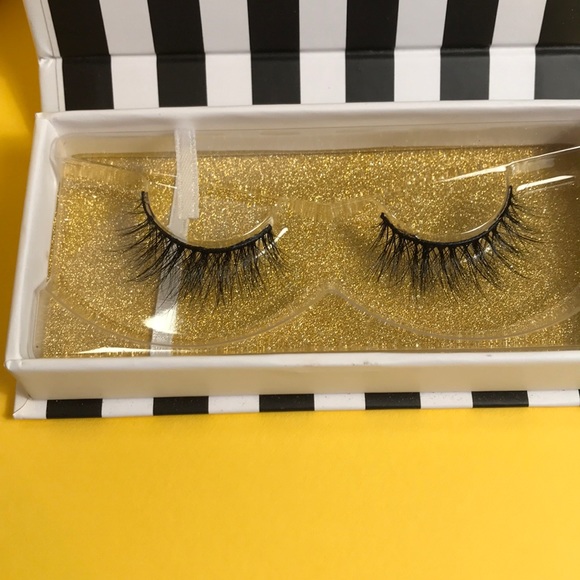 Other - NEW Glam Lash Eye Lashes